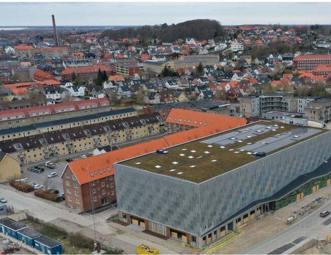 Mobilitets- og parkeringshuset i Nørresundby. Foto: VisBlue
