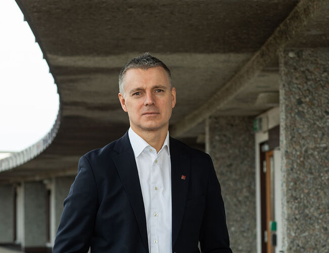 - Økt kraftproduksjon og mer energieffektivisering vil bidra til lavere strømpriser, sier vassdrags- og energidirektør Kjetil Lund. Foto: Catchlight/NVE
