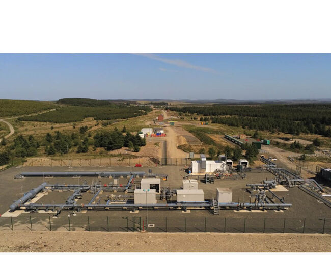 DNV har bygget et testanlegg for transport av hydrogen under høyt trykk i Spadeadam Research and Test Facility i Nord-England. Foto: DNV