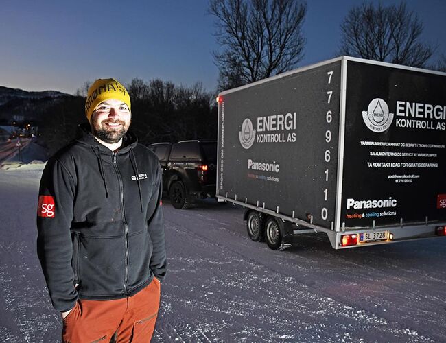 Pål-Oskar Guttormsen har i en årrekke montert varmepumper i Troms og Finnmark. Foto: Ishavskraft