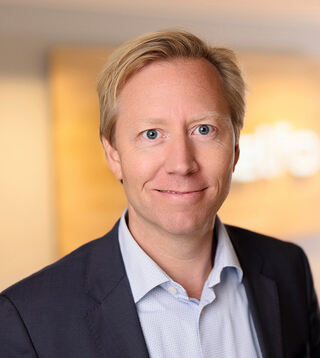 – Vi skal ikke bare snakke om målene, vi skal vise hvordan vi faktisk når dem, sier Andreas Strømsheim-Aamodt, fagsjef næringspolitikk i NHO Elektro.  Foto: NHO Elektro