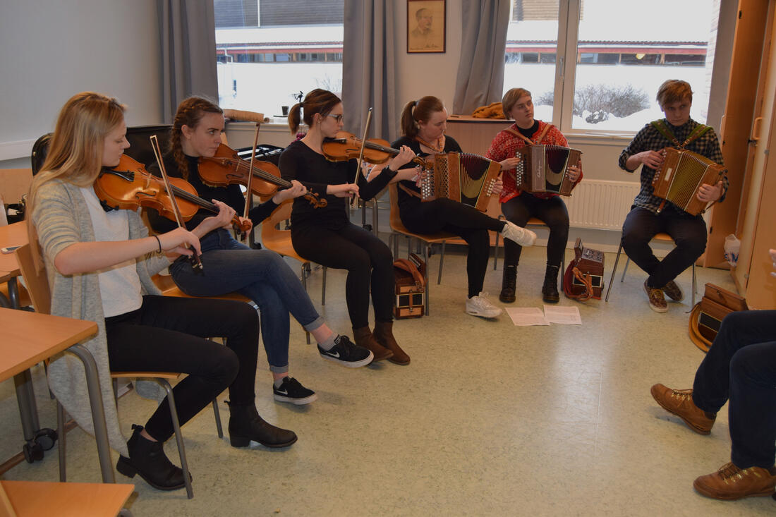 Folkemusikklinje for hele landet