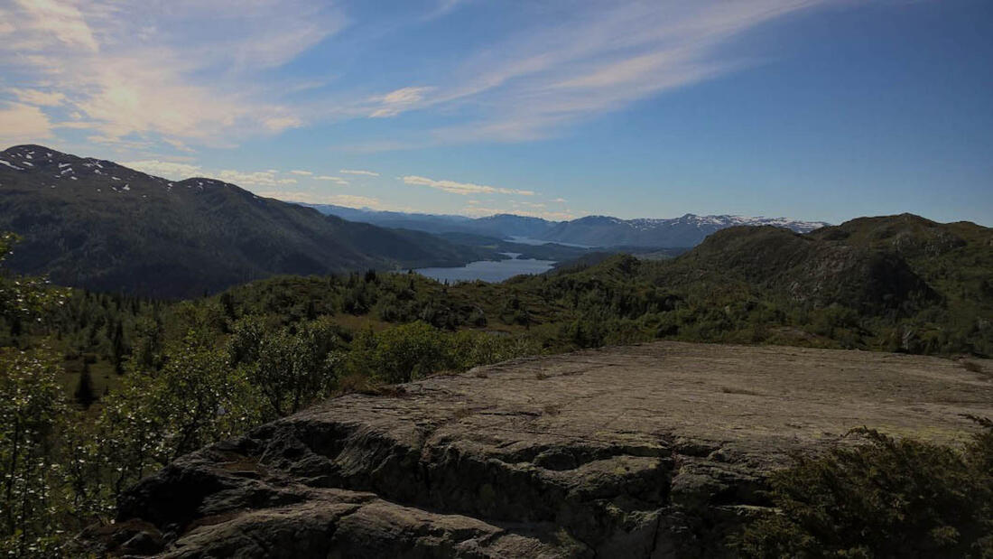 Det ligger en stein i Ekebergåsen …