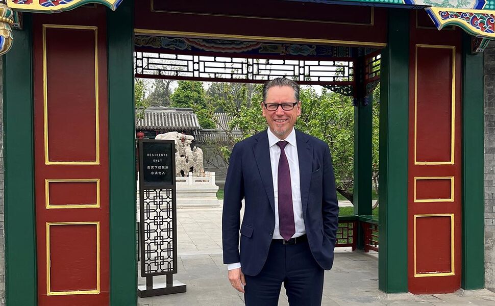 Konsernsjef Remi Eriksen i DNV lanserer idag DNVs rapport - Energy Transition Outlook China 2024 -  i Beijing. Foto: DNV