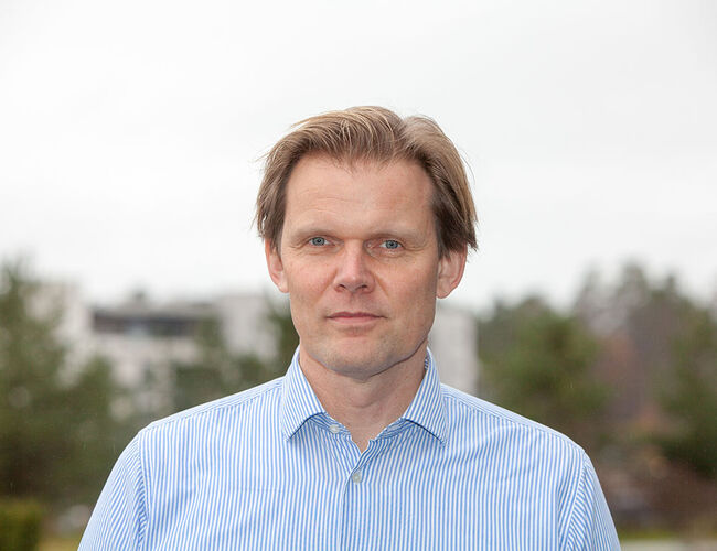 Trygve Tomren-Berg går av som daglig leder i Norsk Fjernvarme etter 11 år i organisasjonen. Foto: Johnny Syversen