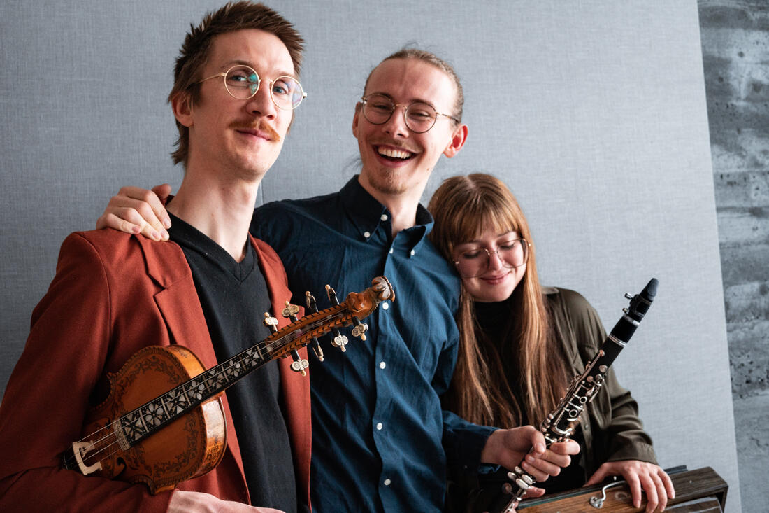 Kalejdoskop Trio: Gard Nergaard, Albin Myrin og Sofia Hultqvist Kott. Foto: Flora Wiederkehr