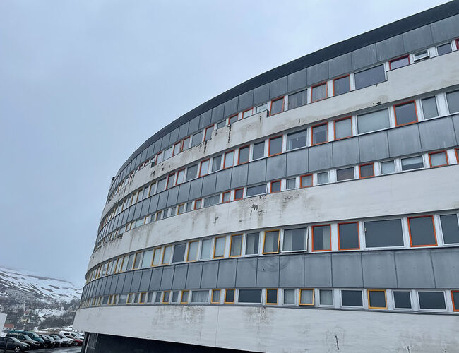 Hesteskoblokka i Hammerfest. Foto: Bonord