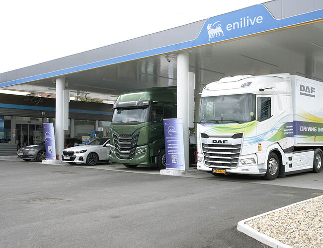 Akkurat nå deltar IVECO i Tour d’Europe – en europeisk kampanje med over 30 deltakere som har til formål å fremme fornybart drivstoff i overgangen til klimanøytralitet innen 2050. Foto: IVECO
