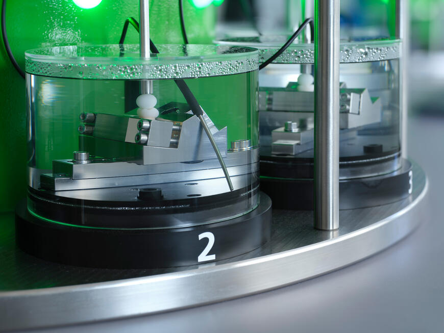 A closeup picture of the DynaDENT at NIOM
