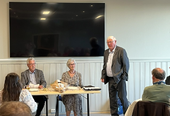 Æresmedlemkomiteen bestående av Runar Dahl, Astrid Westby og Sven Tore Johansen