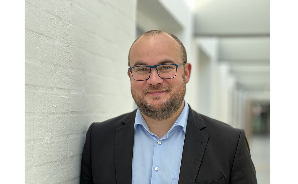 – Mitt fokus blir å støtte de nasjonale teamene både før og under kundemøter og forhandlinger – og samtidig sikre at vi jobber målrettet mot en langsiktig og bærekraftig vekst, forteller den nye Nordic Sales Development Manager, Kian Vigsø. Foto: Wavin