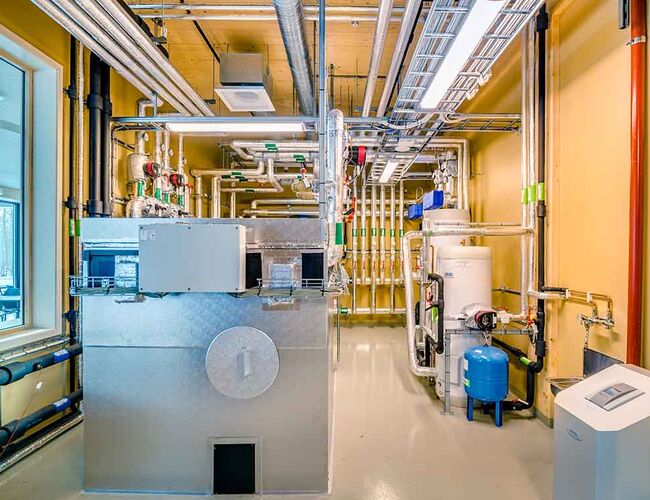 Testing av nye teknologier i et fullskala kontorbygg er viktig for utviklingen av nullutslippsbygg. Det gjøres her i ZEB-laboratoriet i Trondheim. Foto: Nicola Lolli