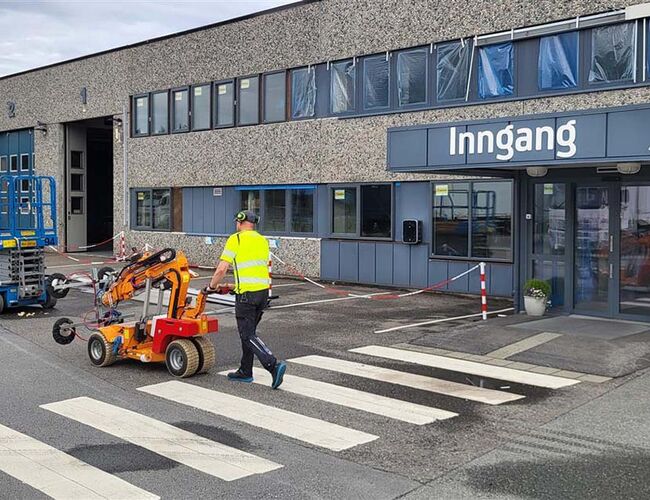Risesletta (Hønefoss videregående skole) er en av skolene som får nye vinduer i sommer. Foto: Buskerud fylkeskommune