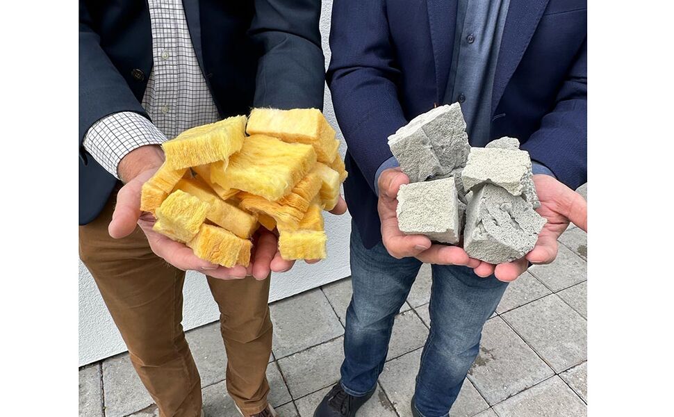 Resirkulert glassull skal nå brukes som råmateriale for skumglass. Foto: Glava