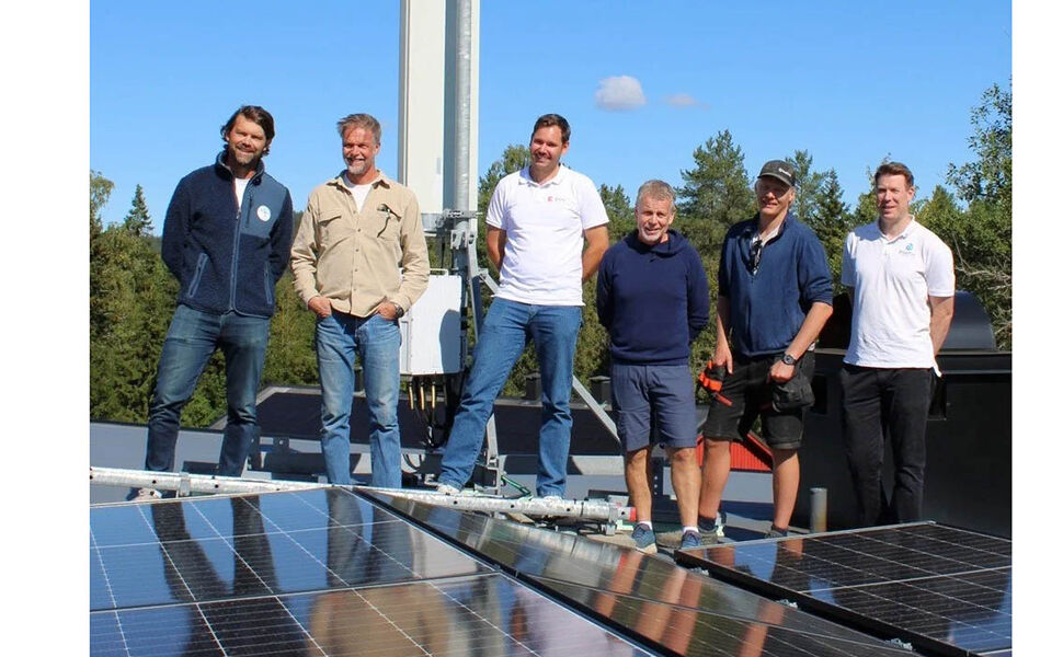 Fra venstre: Magnus Sandnes, kommersiell leder Skiforeningen; Kristian Kjelman, event sponsorsjef Hafslund; Lars Johansen, prosjektleder ENNY AS; Frank Westlie, daglig leder Vangen Skistue; Marcus Heggeland, teknisk sjef Skiforeningen og Christian Falk Båheim, salgsansvarlig BlueTec. Foto: Enny