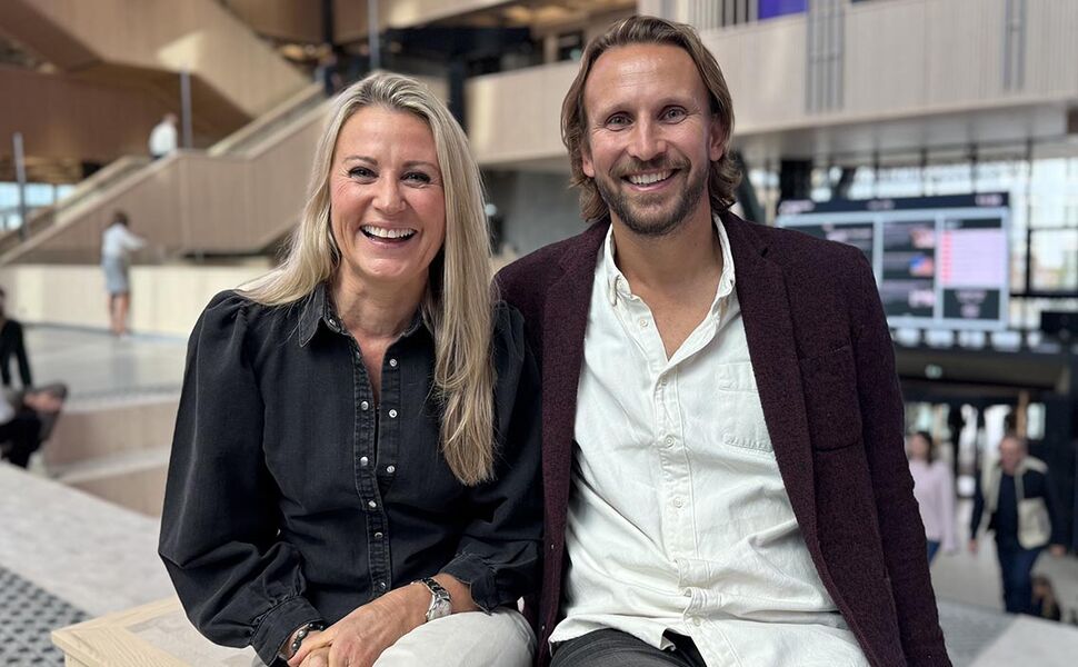 Elin Schjenken Halvorsen, daglig leder i Hovinbyen Sirkulære Oslo, og Arvild Bruun, ny prosjektleder i Hovinbyen Sirkulære Oslo. Foto: HSO