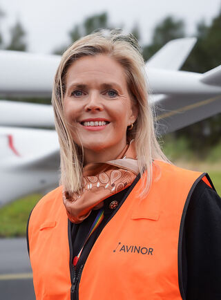 Karianne Helland Strand, konserndirektør for bærekraft og infrastruktur i Avinor. Foto: Avinor/Øystein Lower