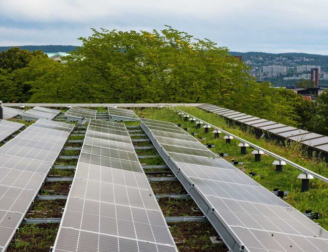 Solceller på legevakten. Foto: Nikolai Kobets Freund