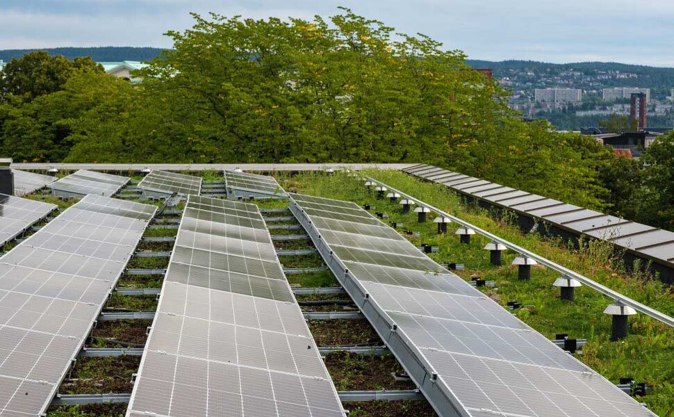 Solceller på legevakten. Foto: Nikolai Kobets Freund