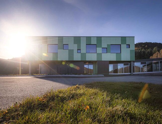 Haramsøy skule. Foto: Rockpanel