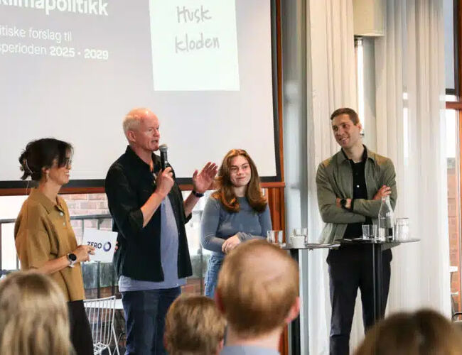 Panelsamtale med Lars Haltbrekken (SV), Margit Martinsen Bye (MDG), Andreas Bjelland Eriksen (Ap). Foto: Nora Hindenes/ZERO