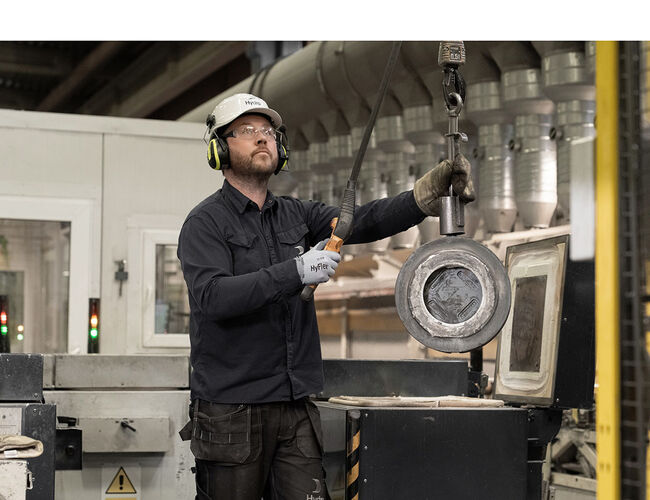 Bildet er fra  Hydros pressverk på Magnor. Foto: Hydro