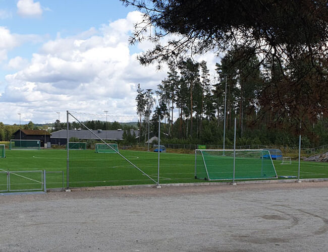 En av banene i Sofiemyr idrettspark som får varme fra en GeoTermos. Foto: EnergiAktuelt