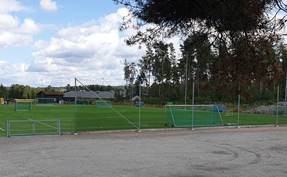 En av banene i Sofiemyr idrettspark som får varme fra en GeoTermos. Foto: EnergiAktuelt