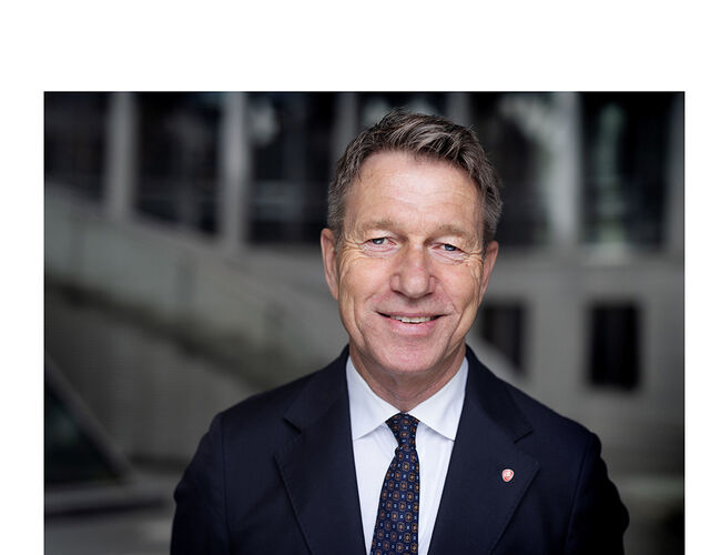 – Energiforskningen har vært helt avgjørende for at Norge er en ledende energinasjon – og den blir enda viktigere fremover, sa energiminister Terje Aasland på det første Energi2050-forum. Foto: Agnete Brun