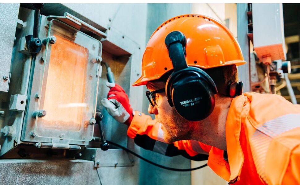 Uten økonomisk støtte vil det ikke være mulig å realisere karbonfangst i Rådalen. Forbrenningsanlegget i Rådalen er også en sentral del av Bergens lokale beredskap. Anlegget sørger for trygg håndtering av avfall og produserer samtidig strøm og fjernvarme som holder byens bygg og hjem varme, også i krisesituasjoner. Foto: Cecilie Bannow