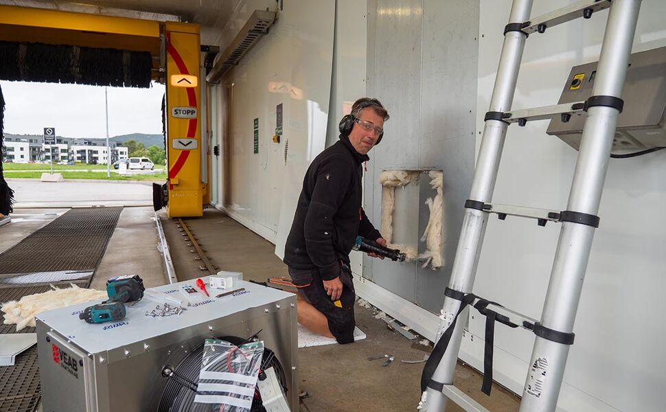 Fra installasjonen av ATDX. Foto: Kinnan Norge Fra installasjonen av ATDX. Foto: Kinnan Norge