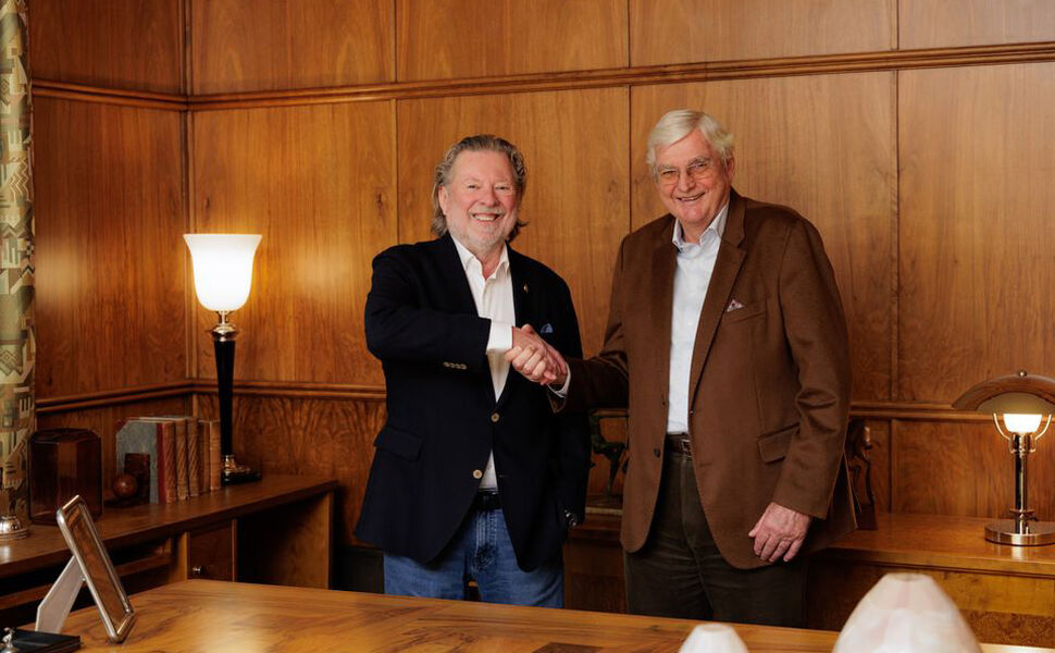 Odd Reitan og Knut Aspelin har signert avtale om etablering av felles selskap i Oslo. Foto Åsmund Holien Mo Odd Reitan og Knut Aspelin har signert avtale om etablering av felles selskap i Oslo. Foto Åsmund Holien Mo