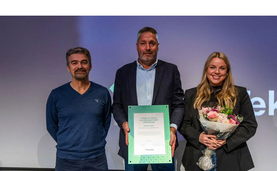 Fra venstre: Jarl Sandø, prosjektleder Statkraft Varme; John Helge Lillevold, daglig leder i Meråker Grønt og Tina Wannebo, head of business development and sales i Statkraft Varme. Foto: Statkraft Varme Fra venstre: Jarl Sandø, prosjektleder Statkraft Varme; John Helge Lillevold, daglig leder i Meråker Grønt og Tina Wannebo, head of business development and sales i Statkraft Varme. Foto: Statkraft Varme