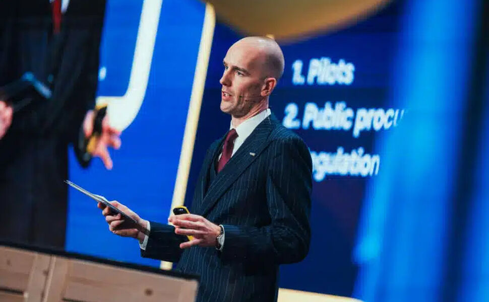 ZERO-rådgiver Harald Maaland la frem rapporten på årets Zerokonferanse 27. november. Foto: Kevin Dahlman/ZERO