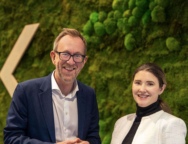 Kim Robert Lisø, konsernsjef, og Karina Nilsen, bærekraftsdirektør. Foto: GK