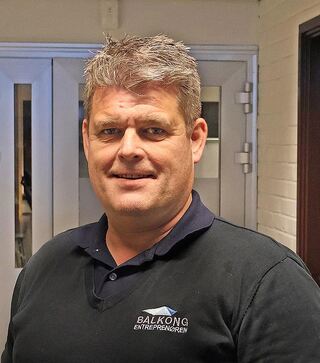 Daglig leder Gisle Krogedal i Balkongentreprenøren AS. Foto: Harald Aase