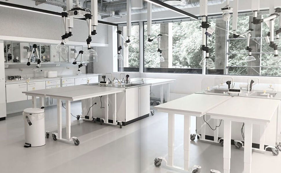 Etter oppgraderingen kan laboratoriene igjen benyttes til innovasjons- og forskningsprosjekter, som blant annet utvikling av nye, innovative løsninger for CO₂-fangst. Foto: Illustrasjonsbilde fra LabModul