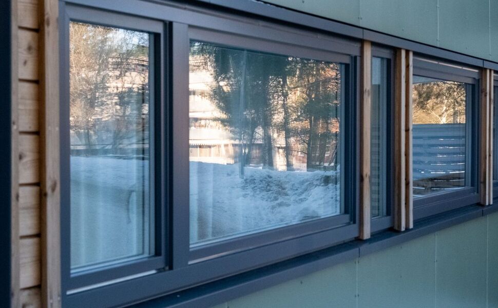 Totalt vil støtte fra Oslo kommune bidra til oppgraderinger av 26 000 vinduer og 900 dører i borettslag og sameier. Foto: KlimaOslo