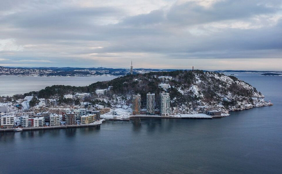 Formannskapet i Kristiansand vedtok onsdag 21. januar å gi Å Energi Varme eksklusiv tilgang til å utrede bruk av et nedlagt fjellanlegg på Odderøya som termisk energilager. Foto: South Coast Creative Formannskapet i Kristiansand vedtok onsdag 21. januar å gi Å Energi Varme eksklusiv tilgang til å utrede bruk av et nedlagt fjellanlegg på Odderøya som termisk energilager. Foto: South Coast Creative