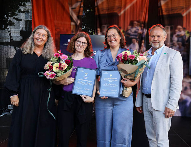 Lillian Suanne Hall, markedsdirektør i SG Armaturen, mottok prisen Elektrobransjens Mangfoldspris på vegne av sin arbeidsplass, mens Liv-Beate Eidem ble kåret til Årets Elektrokvinne 2025. Foto: EFO