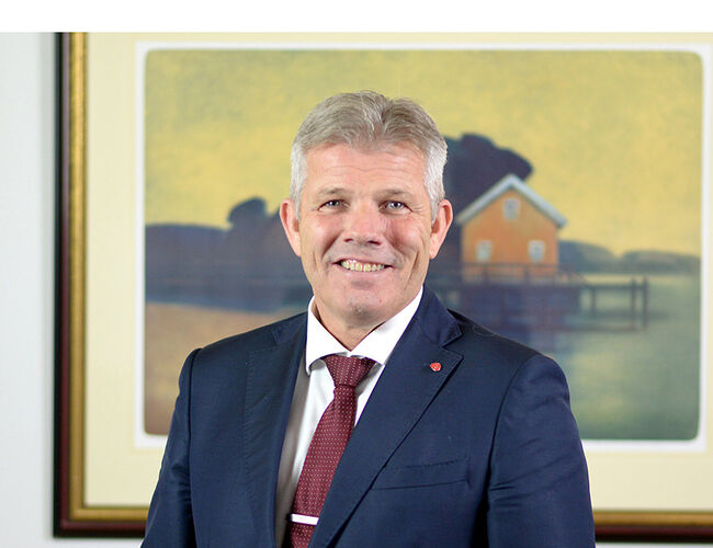 – Endringene vi foreslår vil gi større handlingsrom til å oppfylle kravene til energieffektivitet med ulike løsninger og teknologier, og legger mer til rette for bruk av for eksempel varmepumper, solenergianlegg og fjernvarme, sier kommunal- og distriktsminister Bjørnar Skjæran. Foto: KDD/Magnus Skaara Drabløs – Endringene vi foreslår vil gi større handlingsrom til å oppfylle kravene til energieffektivitet med ulike løsninger og teknologier, og legger mer til rette for bruk av for eksempel varmepumper, solenergianlegg og fjernvarme, sier kommunal- og distriktsminister Bjørnar Skjæran. Foto: KDD/Magnus Skaara Drabløs