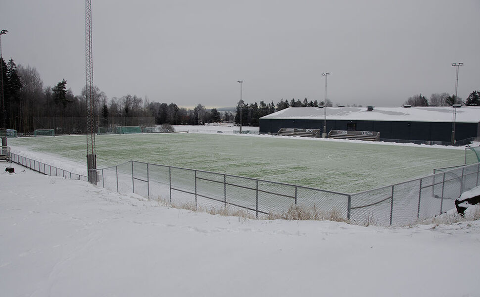 Denne fotballbanen i Sofiemyr idrettspark blir varmet opp av en GeoTermos. Foto: EnergiAktuelt