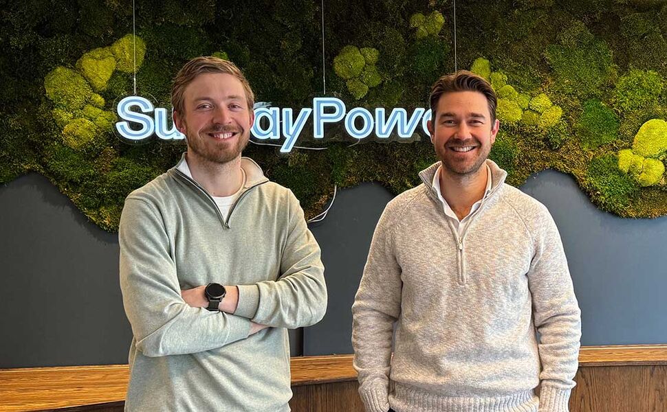 Fra venstre: Jørgen Sørgård Erdal, head of Energy Storage i Sunday Power og Jonas Ibsen Brynildsrud, CEO i Sunday Power. Foto: Sunday Power Fra venstre: Jørgen Sørgård Erdal, head of Energy Storage i Sunday Power og Jonas Ibsen Brynildsrud, CEO i Sunday Power. Foto: Sunday Power