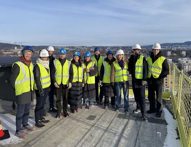 Representanter fra Nordic Circularity Pilot Program på byggeplass i Oslo. Foto: Multiconsult Representanter fra Nordic Circularity Pilot Program på byggeplass i Oslo. Foto: Multiconsult
