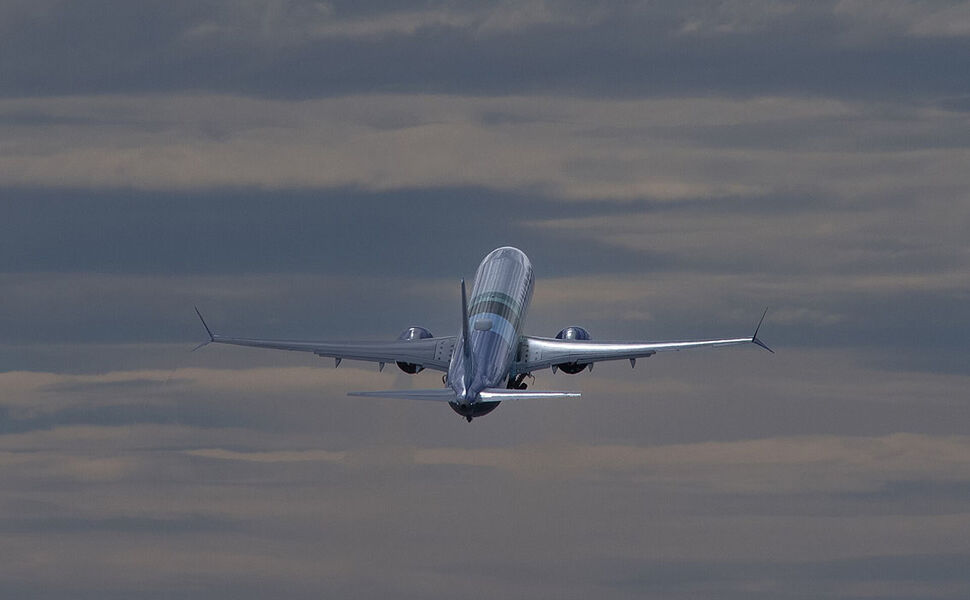 Ny Bellona-rapport: CO₂-lagring gir langt større klimaeffekt enn bruk av syntetisk drivstoff i luftfarten. Foto: NASA/Jim Ross