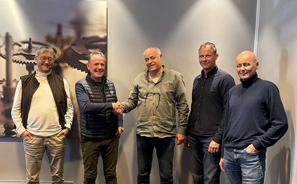 Johannes Helgevold, Bjørn Tollefsen, Trond Andersen, Henning Moen og Kjell Reidar Austdal. Foto: Tekni Gruppen