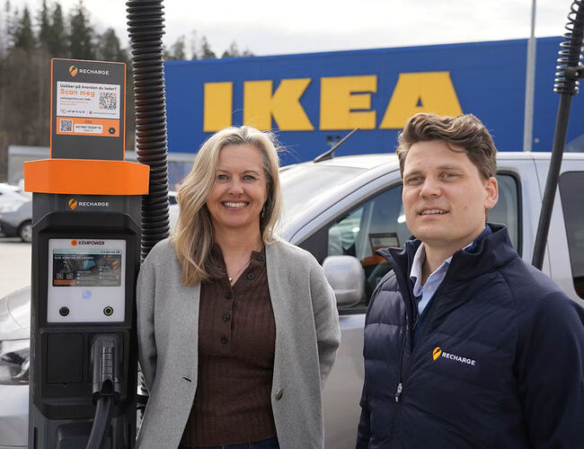 Helene Løken i IKEA og Hans-Petter Bjørkli Tryggvason i Recharge. Foto: IKEA/Recharge.