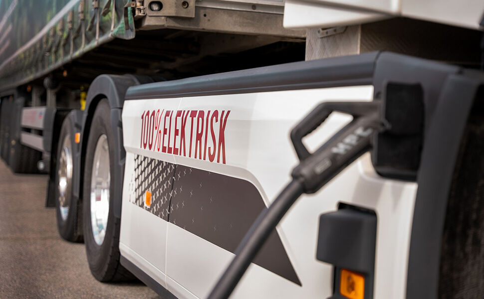 I juni har Enova tildelt 381 millioner kroner i støtte til 318 elektriske lastebiler og busser, som er rekord. Foto: Håkon Bjørngård / Enova I juni har Enova tildelt 381 millioner kroner i støtte til 318 elektriske lastebiler og busser, som er rekord. Foto: Håkon Bjørngård / Enova
