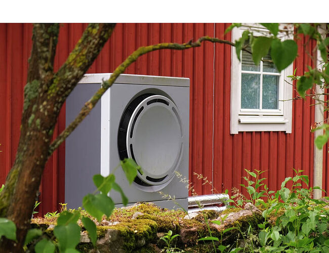 Luft-til-vann-varmepumpe. Foto: Enova