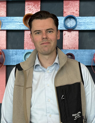 – Du skal ikke trenge en grad i kjemi for å ta gode valg, sier Mathias Sixten, Sustainability Manager i Flügger. Foto: Flügger – Du skal ikke trenge en grad i kjemi for å ta gode valg, sier Mathias Sixten, Sustainability Manager i Flügger. Foto: Flügger